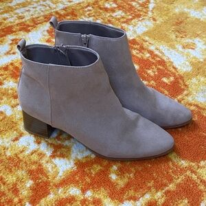 Ankle boots